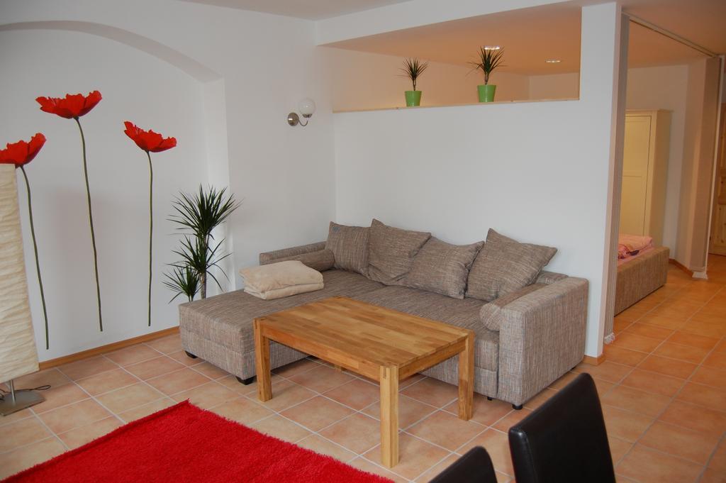 Zum Goldenen Anker Aparthotel Stralsund Room photo