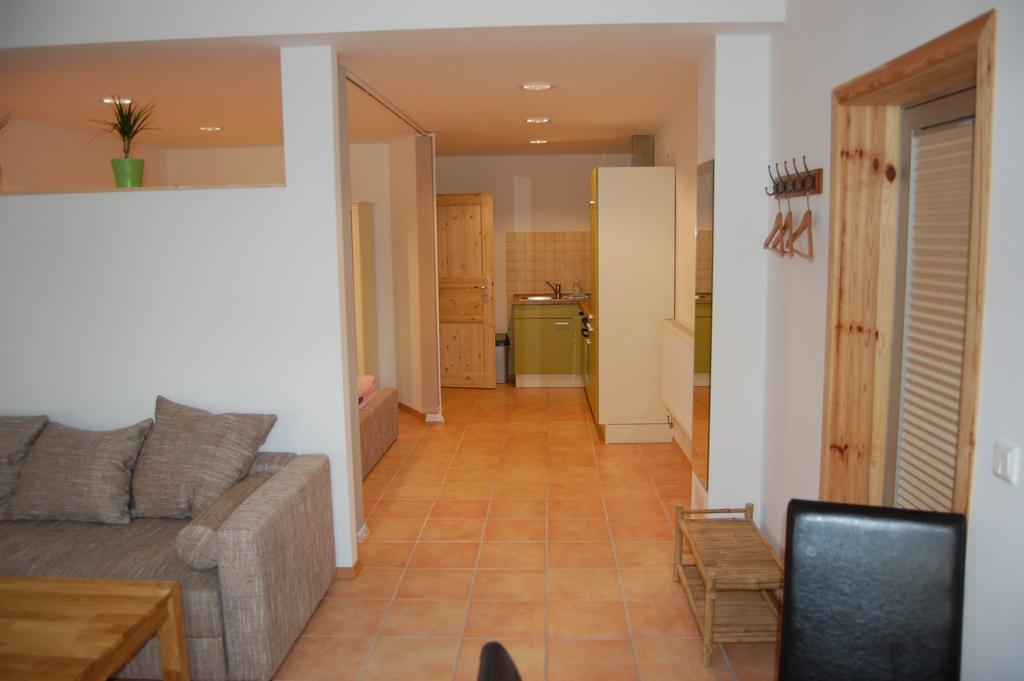 Zum Goldenen Anker Aparthotel Stralsund Room photo